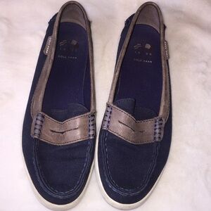 Cole Haan blue brown loafers. Size 7.